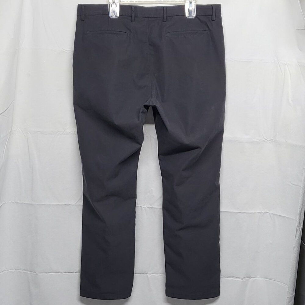 Old Navy Built In Flex Pants Mens 38 X 32 Ultimate Tech Straight Dark Gray - Picture 9 of 16